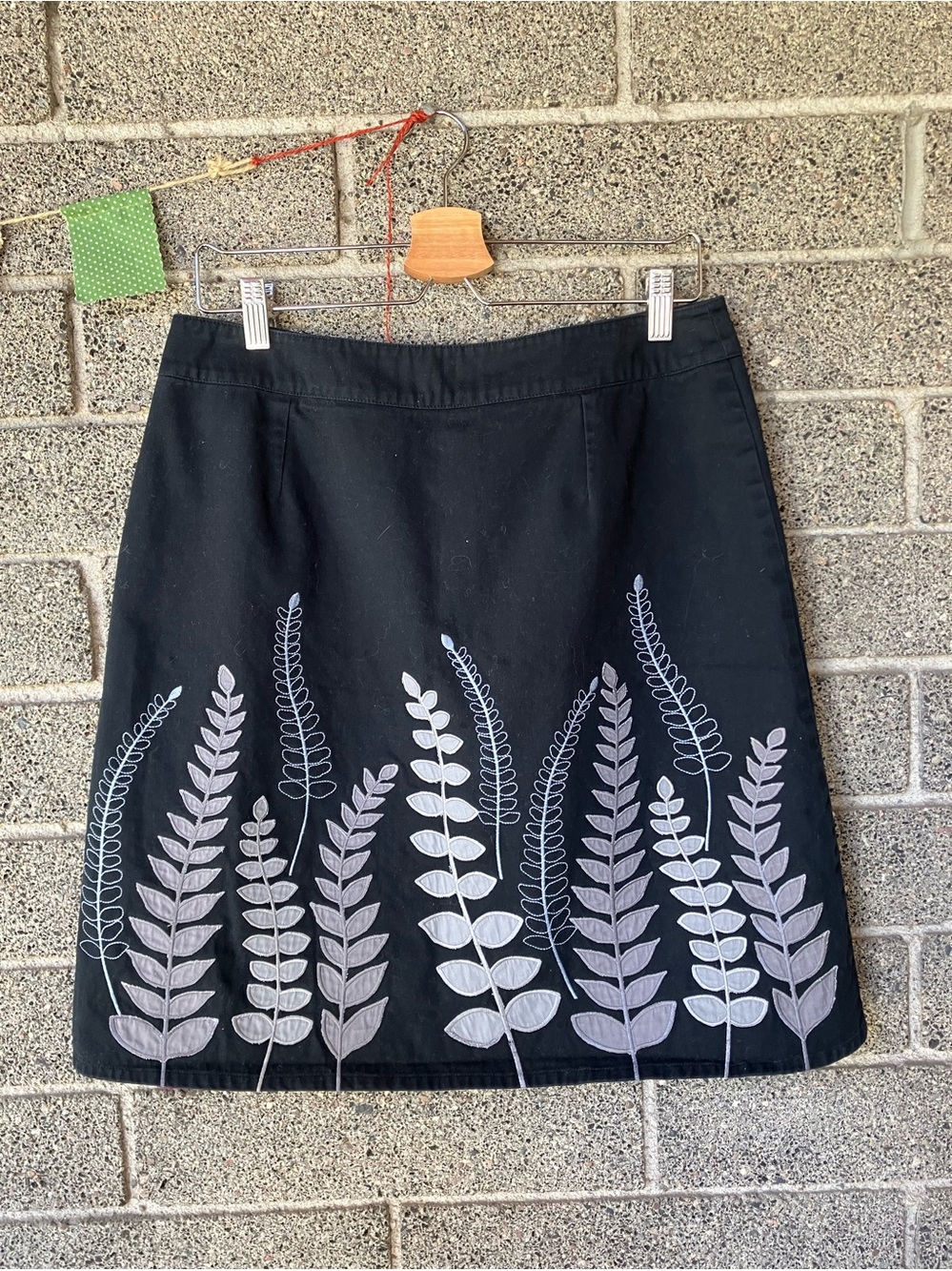 Boden cotton skirt with appliqué fern design